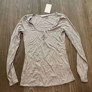 NWT Doubleju Light Gray Long Sleeve Ribbed Henley Top Size S